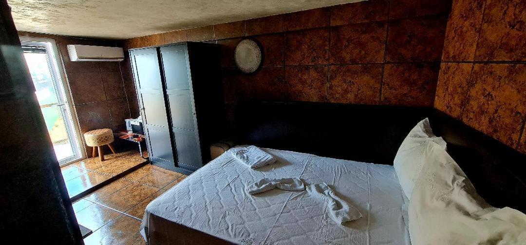 Lazy Lounge Apartments Мангалия Екстериор снимка